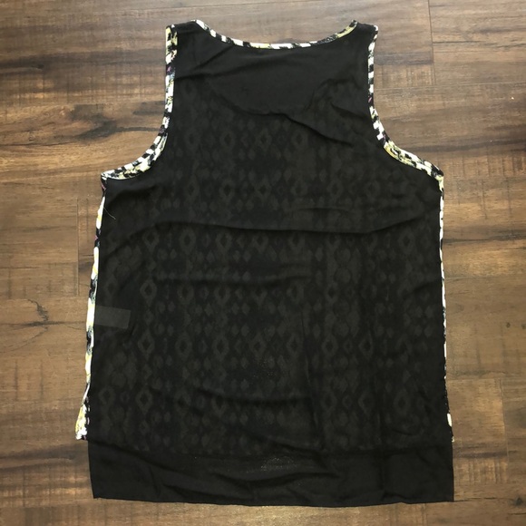 Soprano Multi Colored High Low Tank - Picture 5 of 5